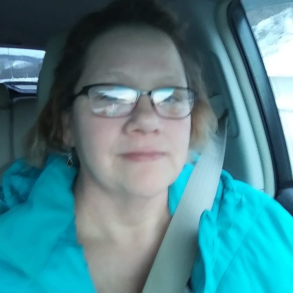 Meet your Posher, Stacy - Picture 1 of 1